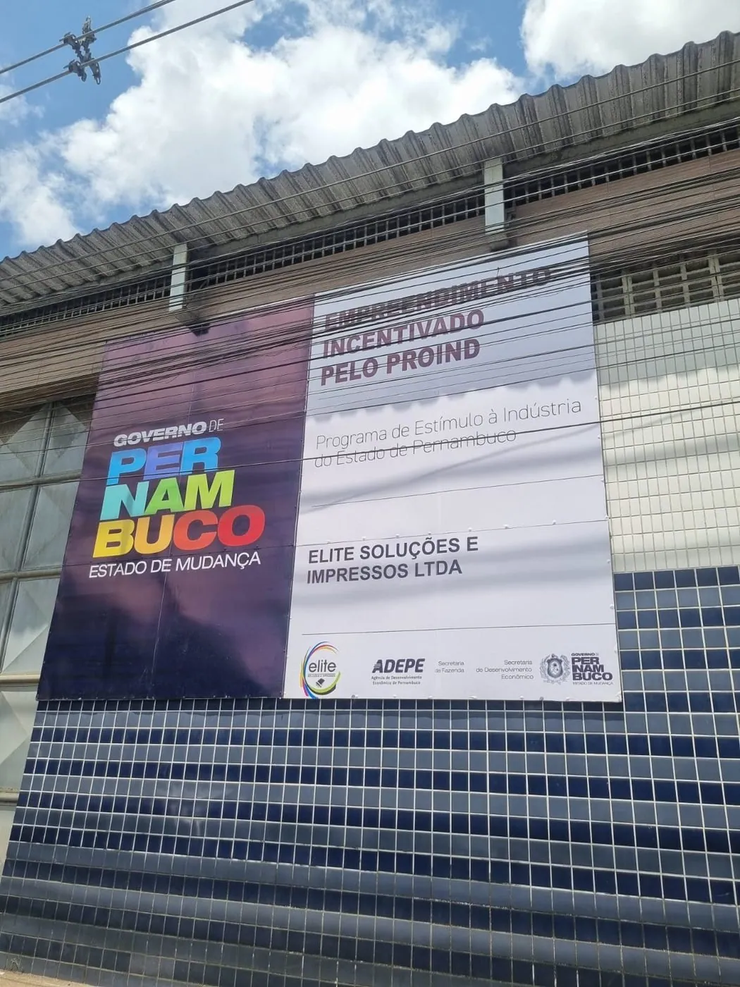 Placa PRODEPE de empreendimento incentivado pelo Governo de Pernambuco fabricada pela Belplac